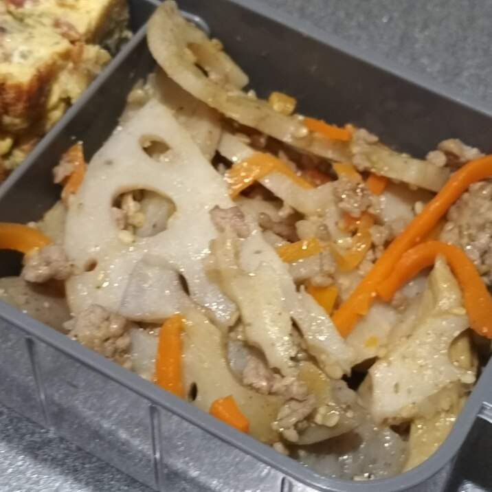 お弁当に簡単作り置き♪蓮根ひき肉の具沢山きんぴら